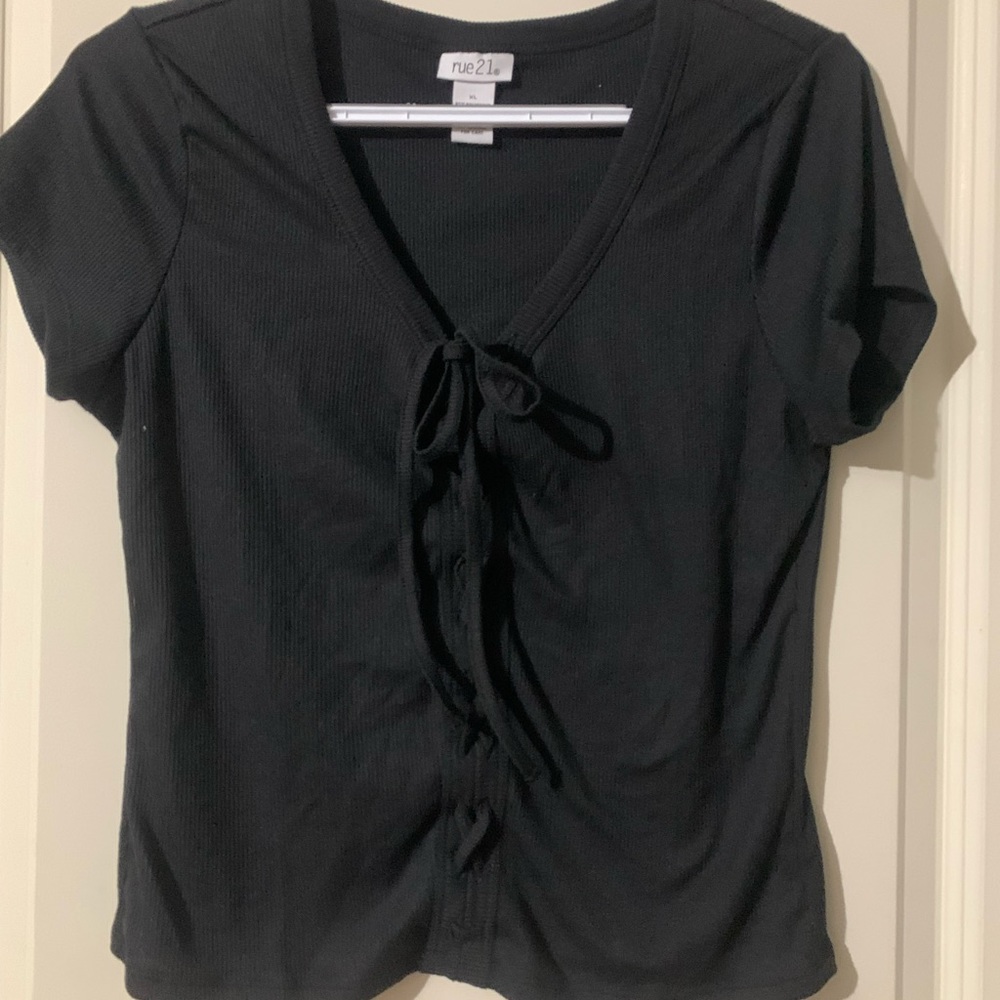 Rue 21 top